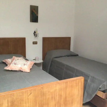 Casa Vicino Al Mare Con Giardino